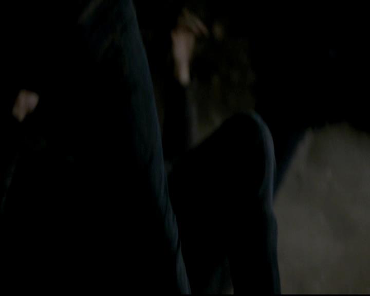 VampireDiariesWorld-dot-org_4x14DownTheRabbitHole2137.jpg