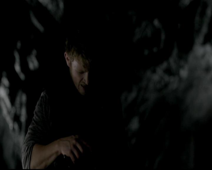 VampireDiariesWorld-dot-org_4x14DownTheRabbitHole2151.jpg