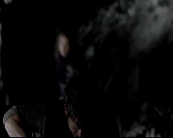 VampireDiariesWorld-dot-org_4x14DownTheRabbitHole2156.jpg