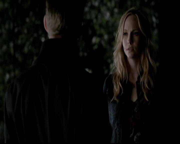 VampireDiariesWorld-dot-org_4x14DownTheRabbitHole2187.jpg