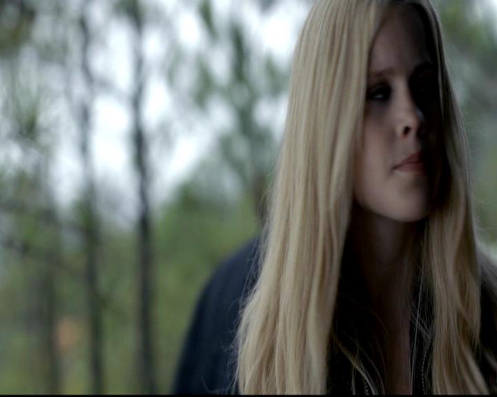 VampireDiariesWorld-dot-org_4x15StandByMe0912.jpg