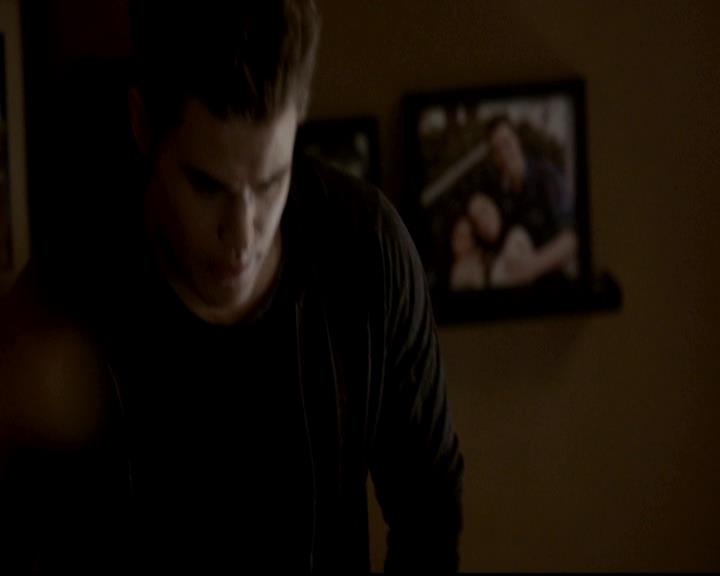 VampireDiariesWorld-dot-org_4x15StandByMe1040.jpg