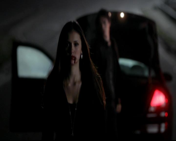 VampireDiariesWorld-dot-org_4x16BringItOn0141.jpg