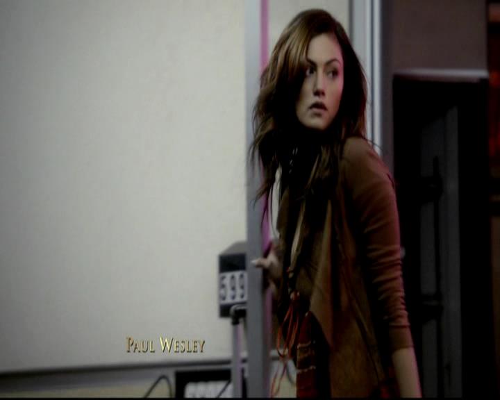 VampireDiariesWorld-dot-org_4x16BringItOn0154.jpg
