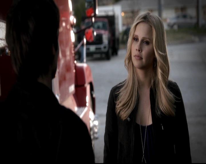 VampireDiariesWorld-dot-org_4x16BringItOn0688.jpg