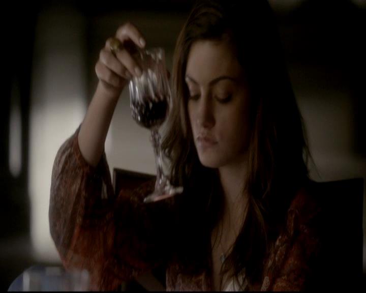 VampireDiariesWorld-dot-org_4x16BringItOn0716.jpg