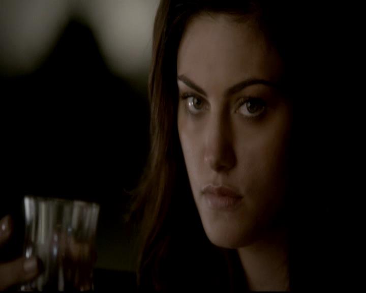 VampireDiariesWorld-dot-org_4x16BringItOn0752.jpg