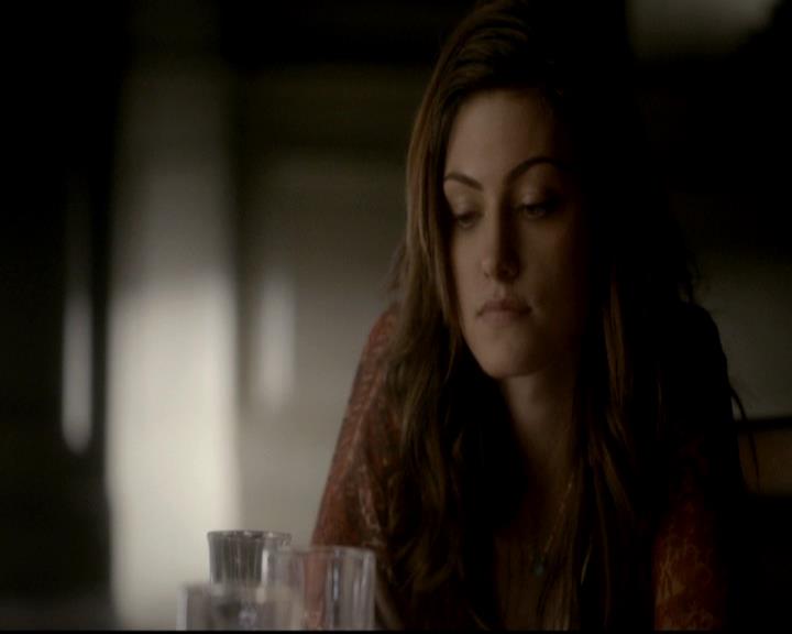 VampireDiariesWorld-dot-org_4x16BringItOn0767.jpg