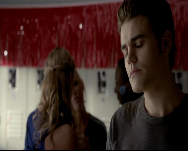 VampireDiariesWorld-dot-org_4x16BringItOn0805.jpg