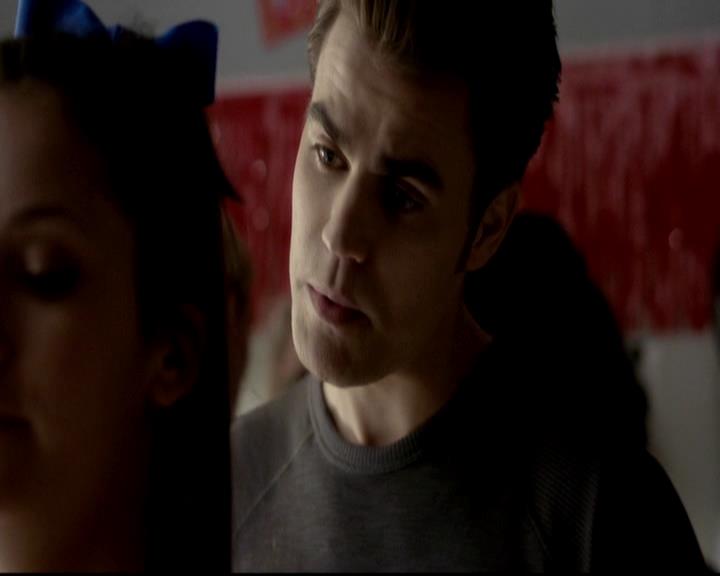 VampireDiariesWorld-dot-org_4x16BringItOn0813.jpg