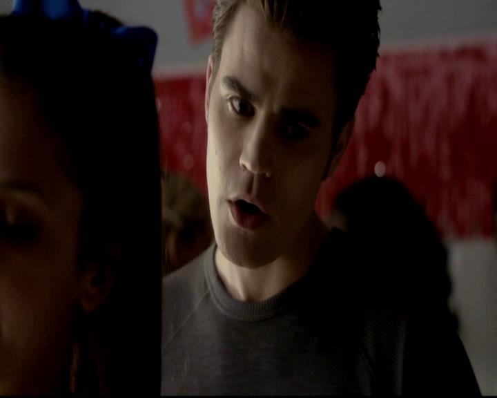 VampireDiariesWorld-dot-org_4x16BringItOn0816.jpg