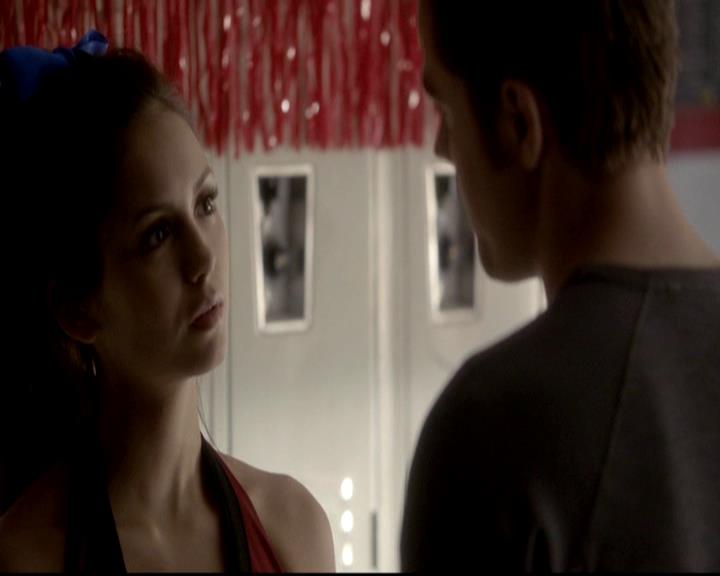 VampireDiariesWorld-dot-org_4x16BringItOn0821.jpg