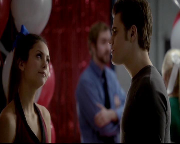 VampireDiariesWorld-dot-org_4x16BringItOn0837.jpg