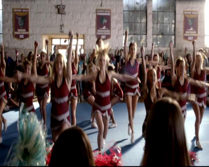 VampireDiariesWorld-dot-org_4x16BringItOn0858.jpg