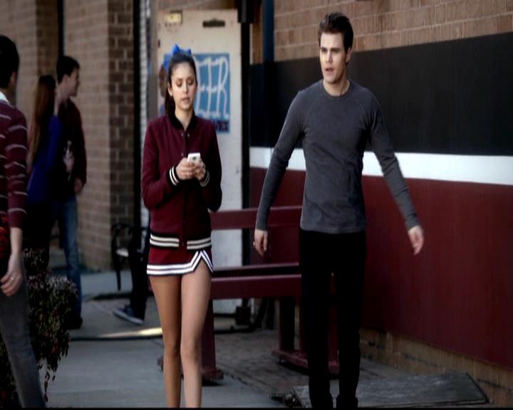 VampireDiariesWorld-dot-org_4x16BringItOn0910.jpg