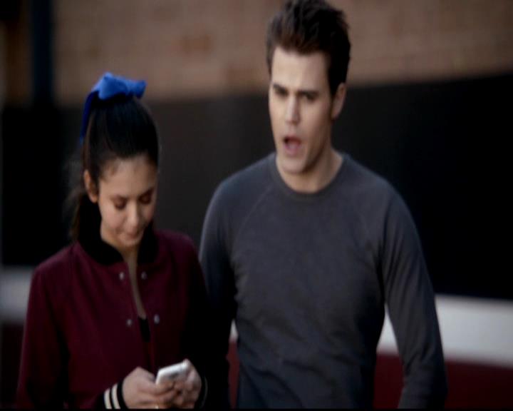 VampireDiariesWorld-dot-org_4x16BringItOn0913.jpg