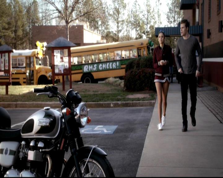 VampireDiariesWorld-dot-org_4x16BringItOn0917.jpg