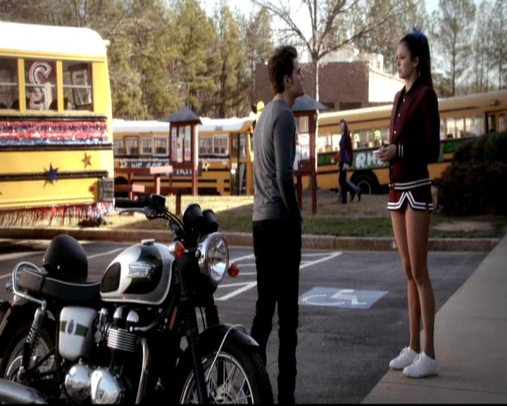 VampireDiariesWorld-dot-org_4x16BringItOn0922.jpg