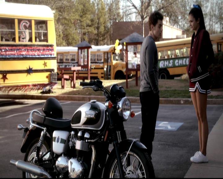 VampireDiariesWorld-dot-org_4x16BringItOn0932.jpg