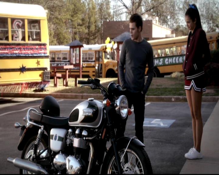 VampireDiariesWorld-dot-org_4x16BringItOn0933.jpg