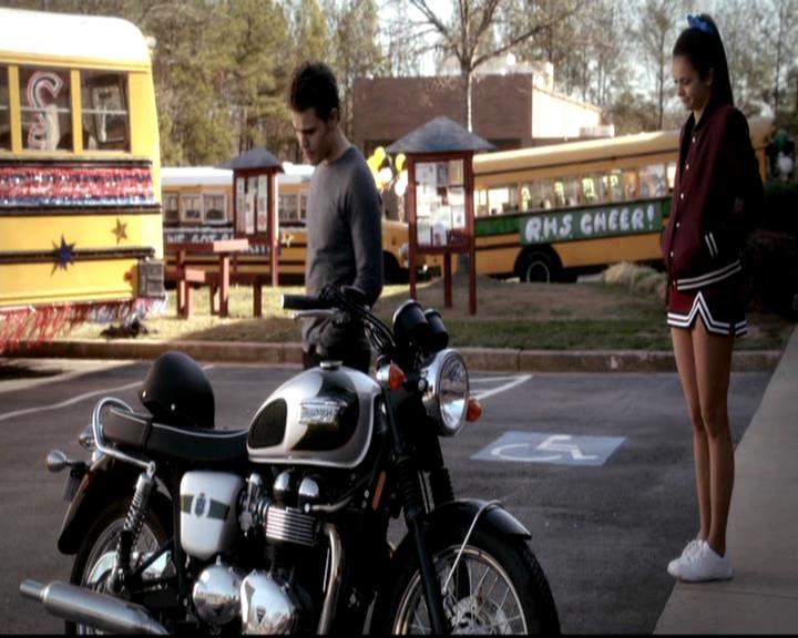 VampireDiariesWorld-dot-org_4x16BringItOn0934.jpg