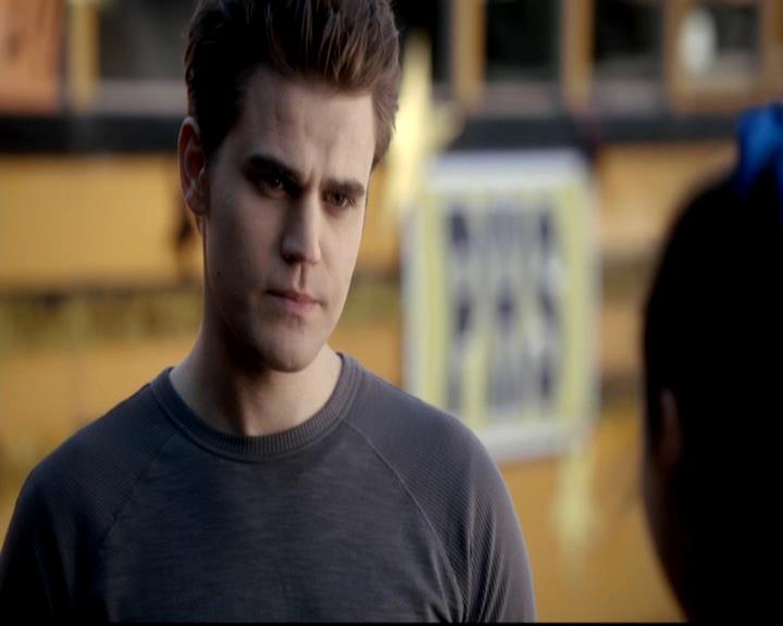 VampireDiariesWorld-dot-org_4x16BringItOn0940.jpg