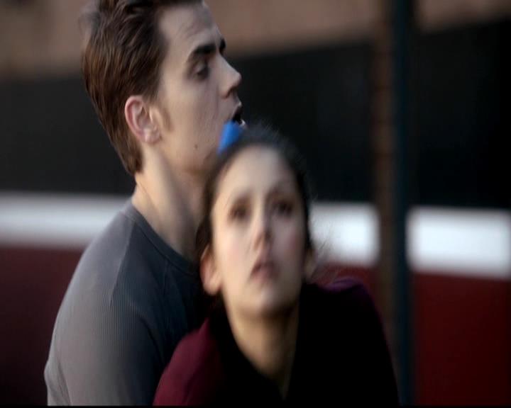 VampireDiariesWorld-dot-org_4x16BringItOn0945.jpg