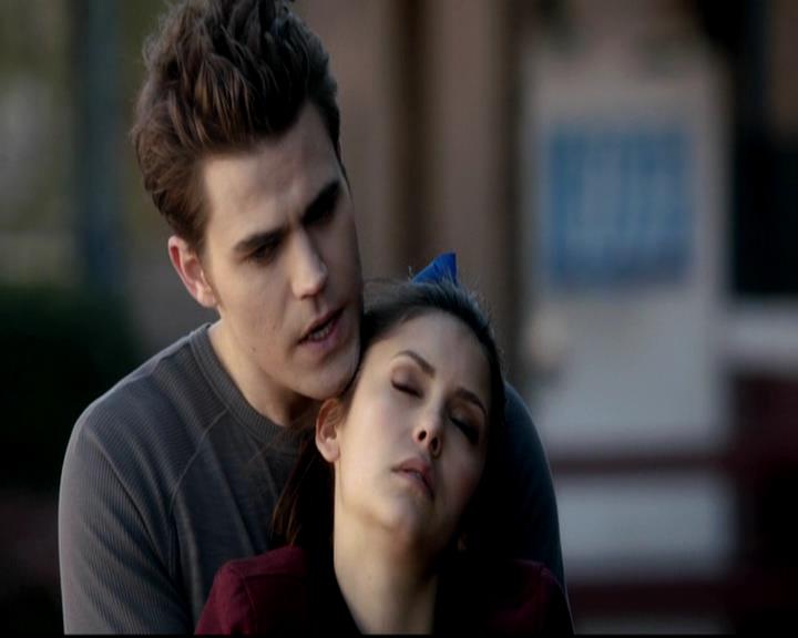 VampireDiariesWorld-dot-org_4x16BringItOn0950.jpg