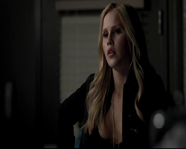 VampireDiariesWorld-dot-org_4x16BringItOn0992.jpg