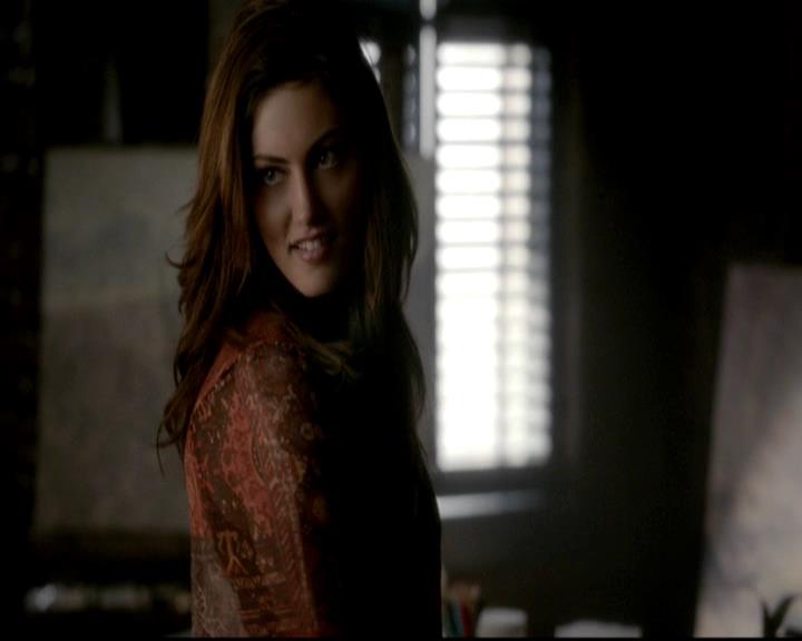 VampireDiariesWorld-dot-org_4x16BringItOn1056.jpg