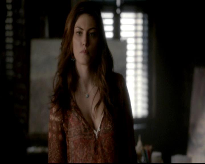 VampireDiariesWorld-dot-org_4x16BringItOn1060.jpg