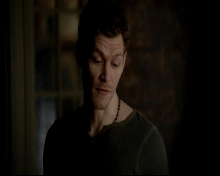 VampireDiariesWorld-dot-org_4x16BringItOn1070.jpg