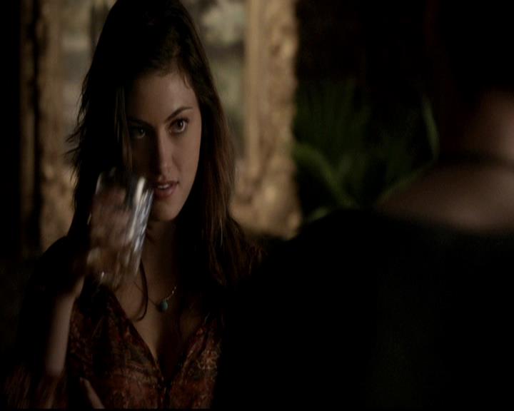 VampireDiariesWorld-dot-org_4x16BringItOn1098.jpg