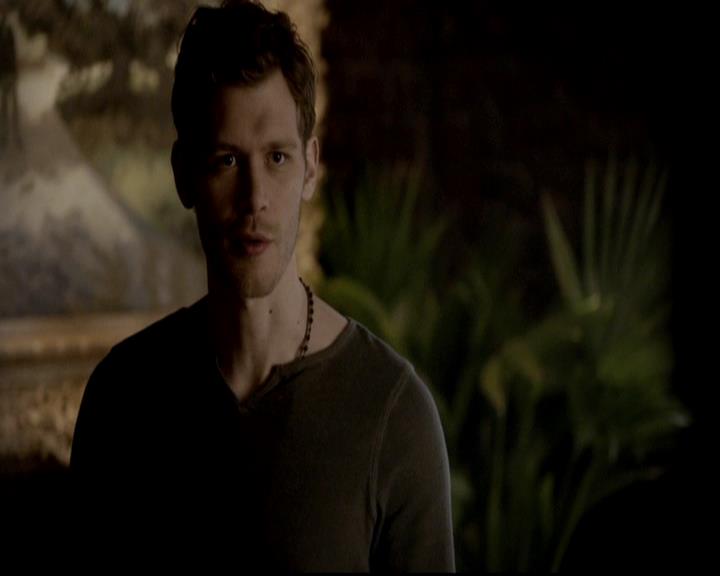 VampireDiariesWorld-dot-org_4x16BringItOn1140.jpg