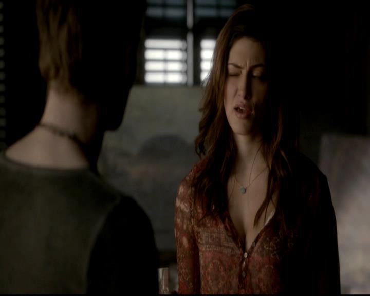 VampireDiariesWorld-dot-org_4x16BringItOn1144.jpg