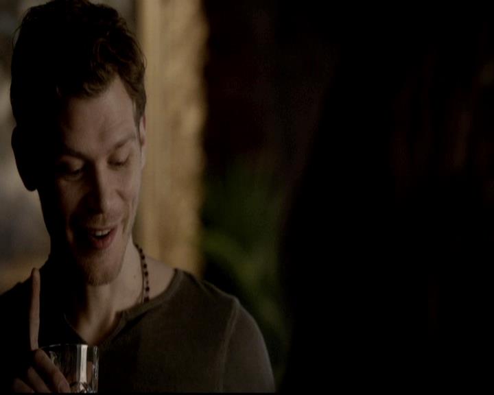 VampireDiariesWorld-dot-org_4x16BringItOn1149.jpg