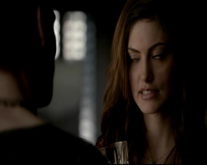 VampireDiariesWorld-dot-org_4x16BringItOn1155.jpg