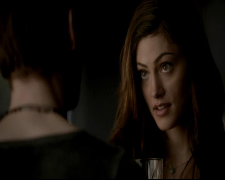 VampireDiariesWorld-dot-org_4x16BringItOn1160.jpg