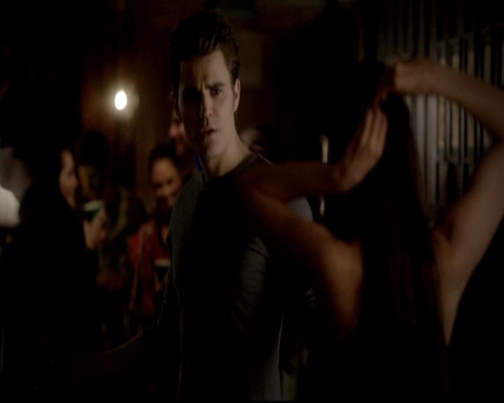 VampireDiariesWorld-dot-org_4x16BringItOn1298.jpg