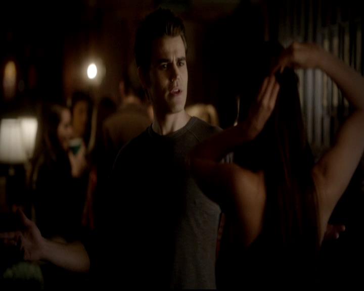 VampireDiariesWorld-dot-org_4x16BringItOn1299.jpg