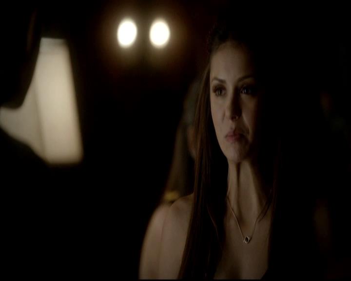 VampireDiariesWorld-dot-org_4x16BringItOn1304.jpg