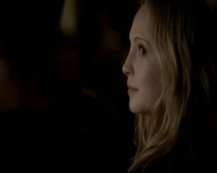 VampireDiariesWorld-dot-org_4x16BringItOn1375.jpg