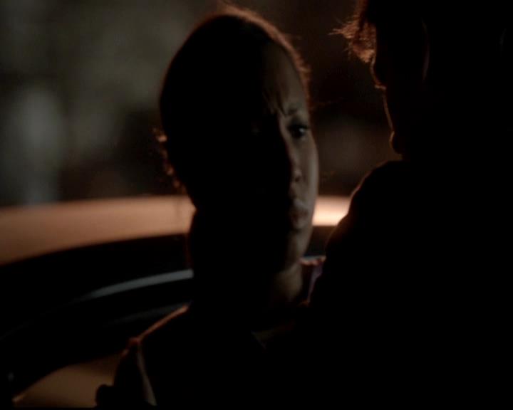 VampireDiariesWorld-dot-org_4x16BringItOn1422.jpg