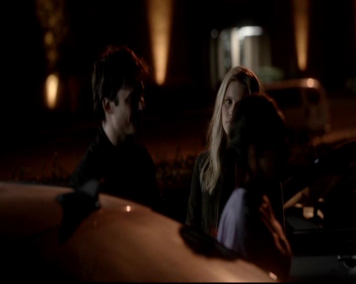 VampireDiariesWorld-dot-org_4x16BringItOn1429.jpg