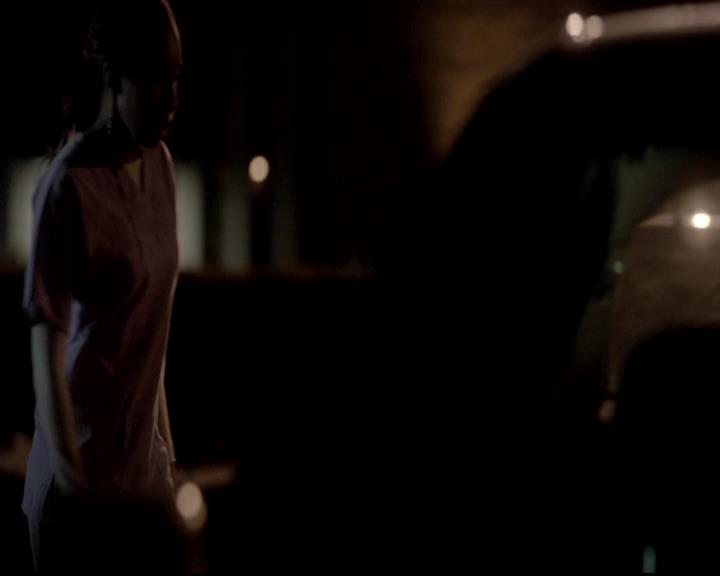 VampireDiariesWorld-dot-org_4x16BringItOn1445.jpg