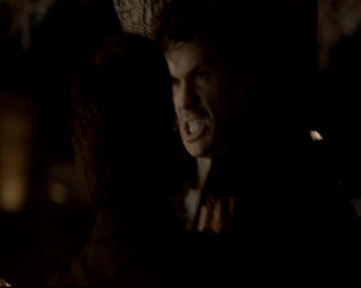 VampireDiariesWorld-dot-org_4x16BringItOn1464.jpg