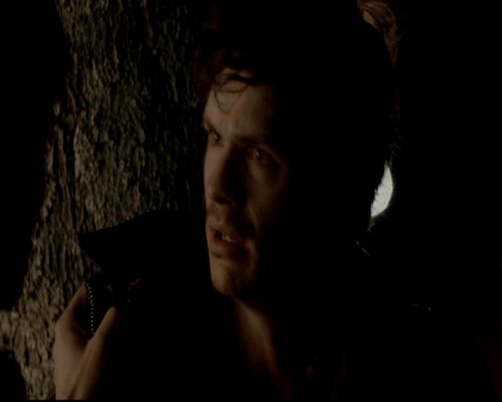 VampireDiariesWorld-dot-org_4x16BringItOn1470.jpg