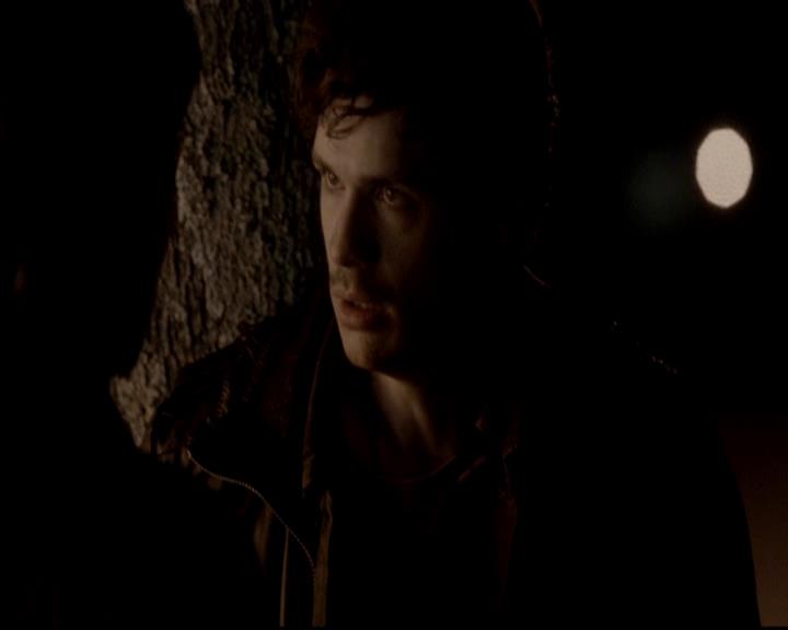 VampireDiariesWorld-dot-org_4x16BringItOn1485.jpg