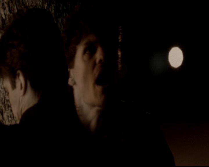 VampireDiariesWorld-dot-org_4x16BringItOn1489.jpg