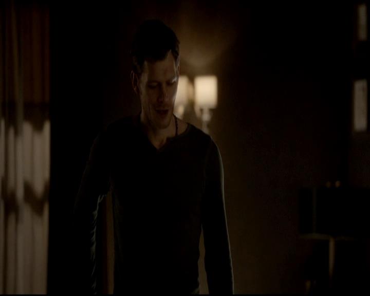 VampireDiariesWorld-dot-org_4x16BringItOn1502.jpg